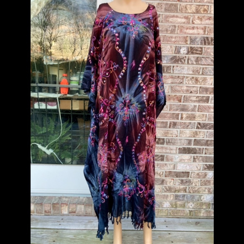 Boho Embroidered Water Color Fringe Caftan Dress - Picture 6 of 8